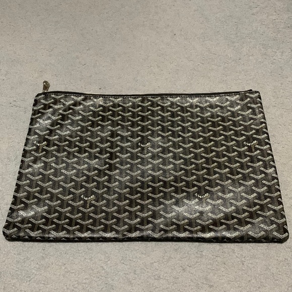 Goyard Handbags - Goyard Senat GM Pouch - Authentic